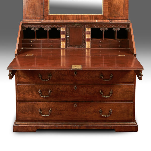 A Georgian Mirror Door Cabinet - REST21