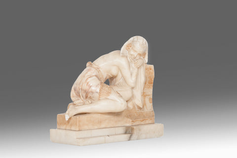 Alabaster Figure of Cleopatra - MB102